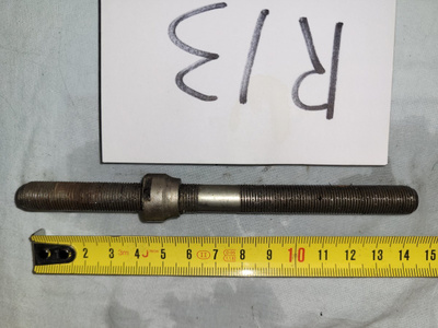 vanha mopo tunturi tai muu renkaan akseli 10mm