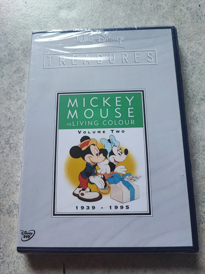 Mickey Mouse in living colour 2 UUSI