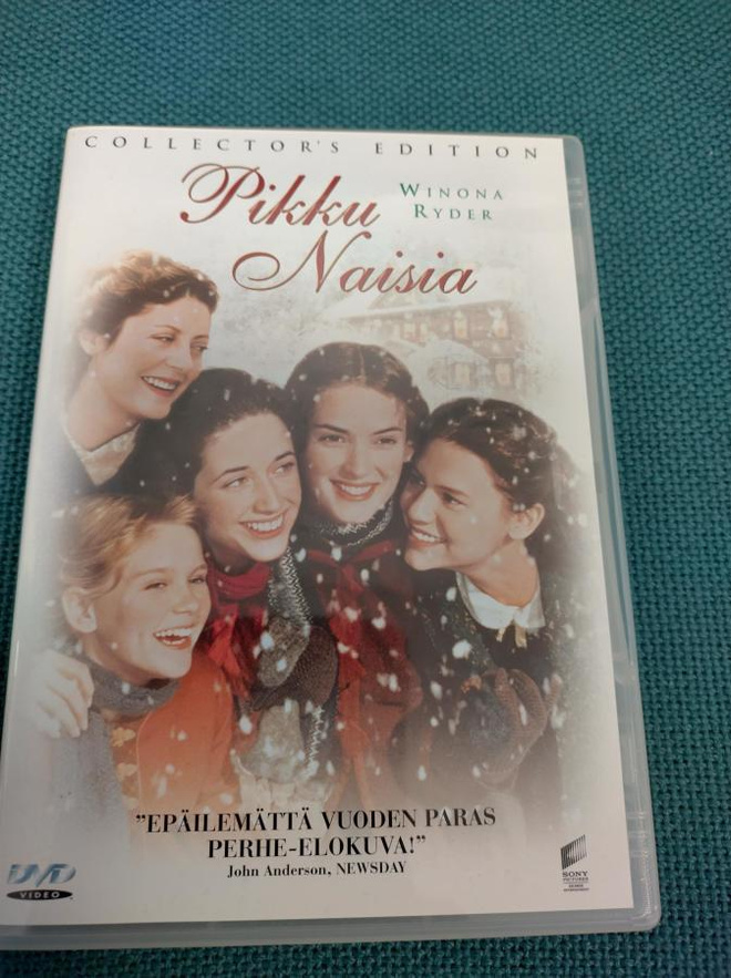 PIKKU NAISIA (Winona Ryder) 1994***