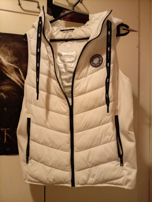 DKNY valkoinen toppaliivi