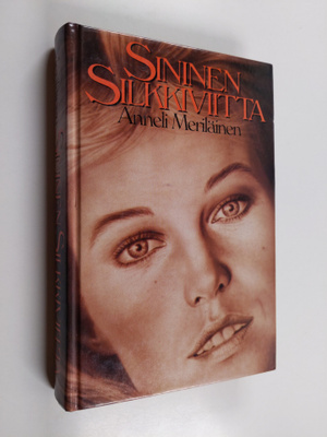 Anneli Meriläinen : Sininen silkkiviitta