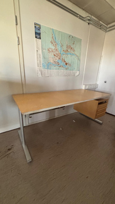 Työpiste / työpöytä