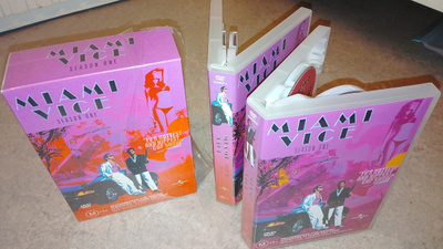 MIAMI VICE SEASON 1 (1984-85) DVD Australia -Toimii Suomi R2