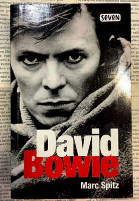 Marc Spitz - David Bowie (pokkari)