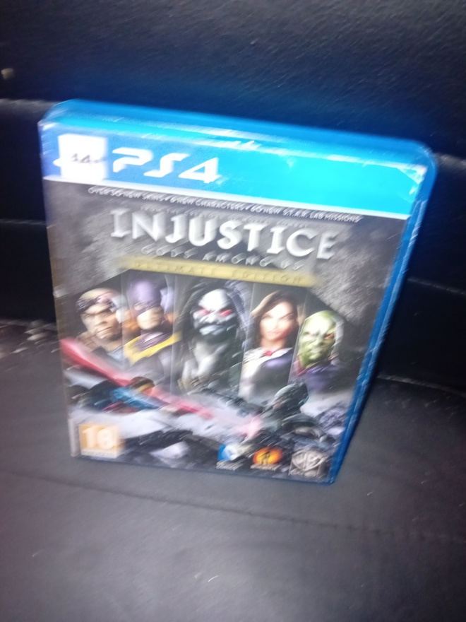 PS4 INJUSTICE GODS AMONG US ( SIS POSTIKULU)