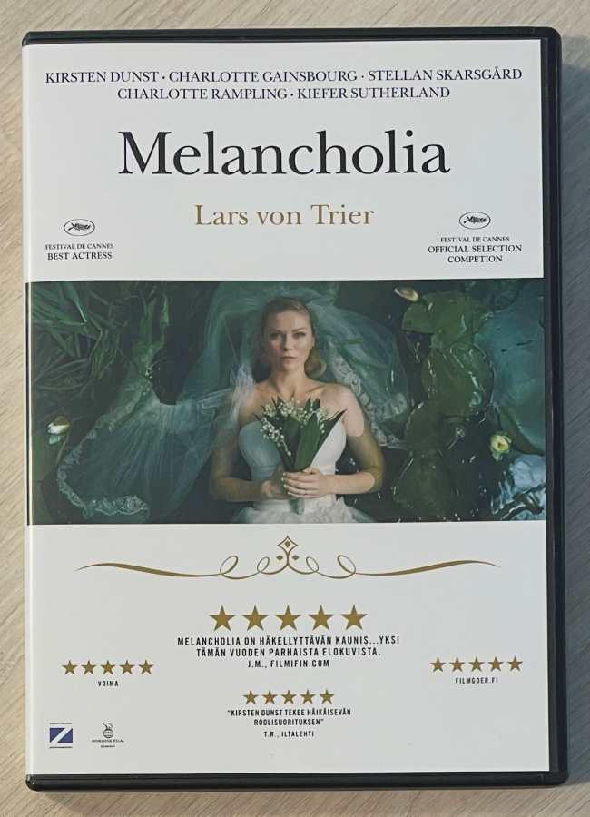 Lars von Trier: MELANCHOLIA (2011) Kirsten Dunst