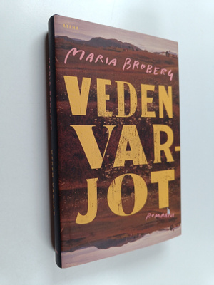 Maria Broberg : Veden varjot - Romaani