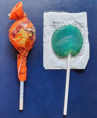 BonBon-tikkari ja PerusS-tikkari eli mini lollipop