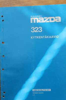 Mazda 323 1977 kytkentäkaavio -kirja