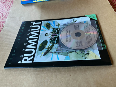 LEEVI LEPPÄNEN ROKKAAVAT RUMMUT +cd HYVÄ