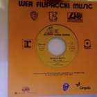 BEACH BOYS :: PEGGY SUE / HEY LITTLE TOMBOY :: VINYYLI 7" - pikkukuva 1