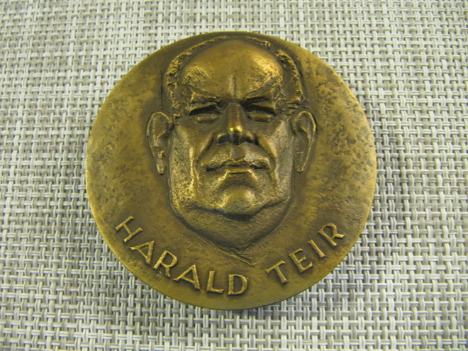 Harald Teir mitali 1979 / T. Sakki -79.