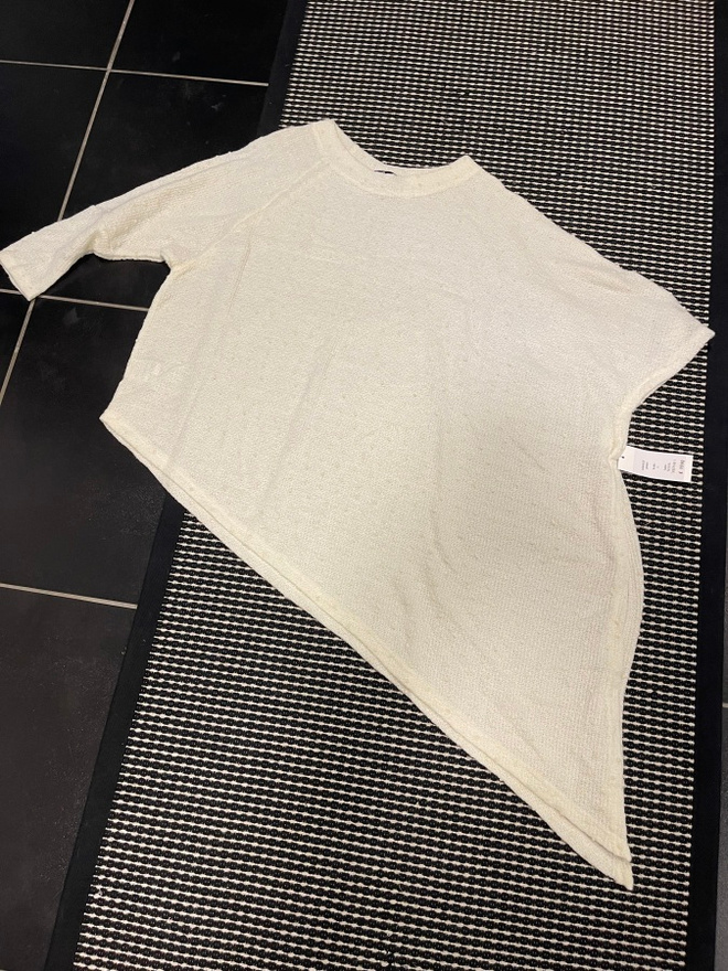 B Mari kotimainen  uusi ponchopaitaneule L/XL