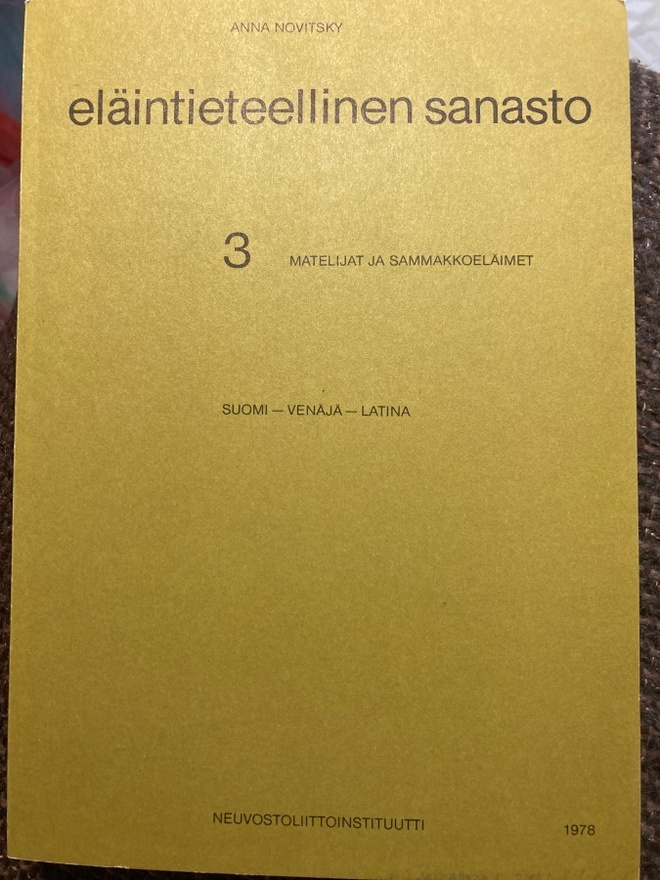 ANNA NOVITSKY: ELÄINTIETEELLINEN SANASTO 3