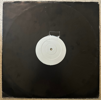 [12''] USCHI & FEMI-B: WAR (House)