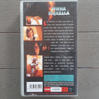 VHS: Pinna Kireällä / Under Pressure (Charlie Sheen 1997) - pikkukuva 2