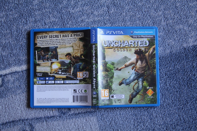 PS Vita : Uncharted Golden Abyss [englanti]