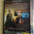 MUSTAN ORIN SEIKKAILUT DVD - pikkukuva 2