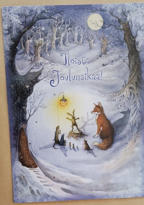 Metsän pikkuväkeä nuotiolla, pupu esiintyy, p.  2021