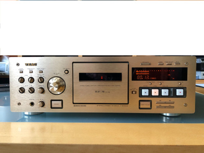 TEAC V-6030s kasettisoitin, 3-head, 2 vetoakselia, huollettu