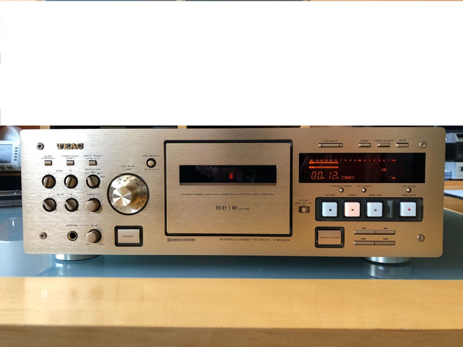 TEAC V-6030s kasettisoitin, 3-head, 2 vetoakselia, huollettu
