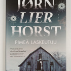 Jörn Lier Horst : Pimeä laskeutuu - pikkukuva 1