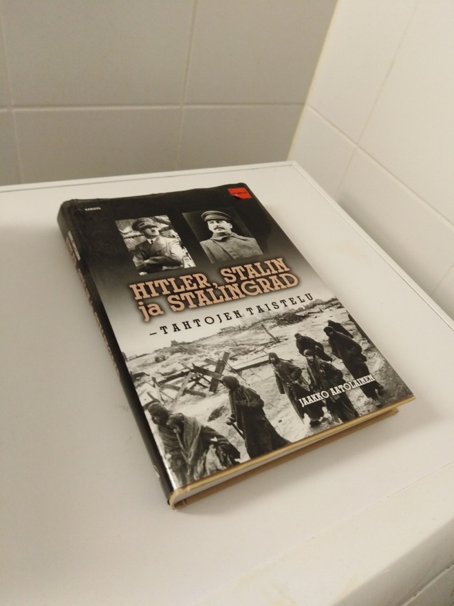 Jaakko Aatolainen: Hitler, Stalin ja Stalingrad
