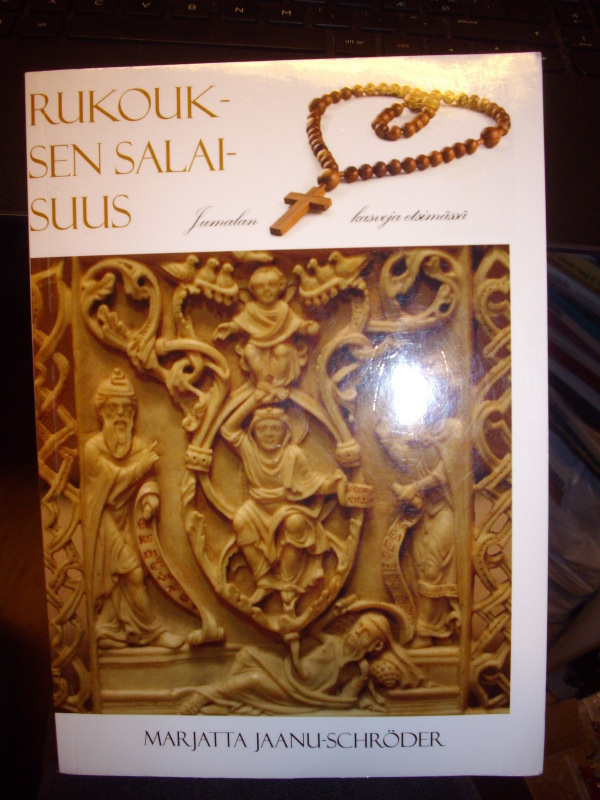 Jaanu-Schröder: RUKOUKSEN SALAISUUS (2013) Sis.postikulut