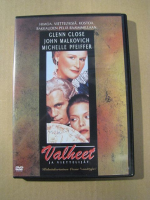 VALHEET JA VIETTELIJÄT ( Glen Close )