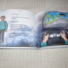 Joy - Dybdal - Löfkvist Hulda rakastaa autoja - pikkukuva 2