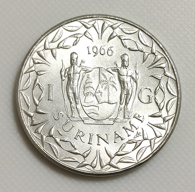 Suriname 1 Gulden 1966, Hopeakolikko