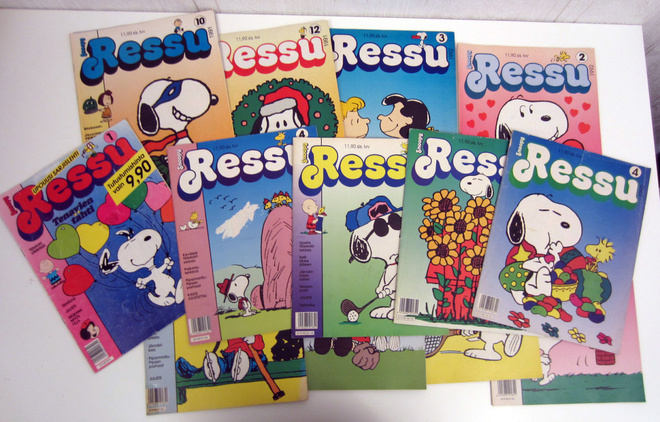 Ressu Snoopy Tenavat lehtiä pino.