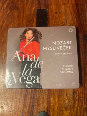 Mozart, Myslivecek - Flute Concertos Sacd/cd
