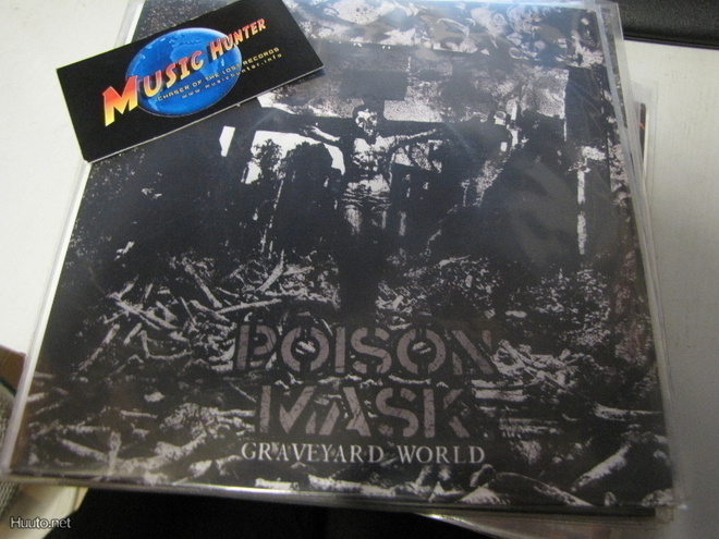 POISON MASK - GRAVEYARD WORLD 7'' ex/ex