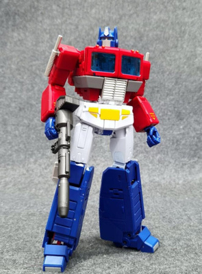 KO MP-44 Optimus Prime ja KO Masterpiece trailer