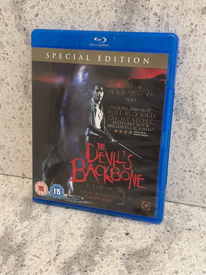 The Devil's Backbone (2001) Blu-ray