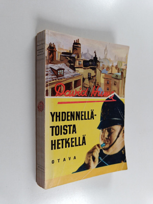 David Hume : Yhdennellätoista hetkellä : salapoliisiromaani