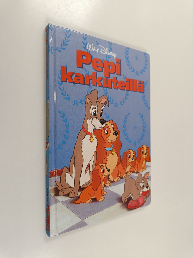 Kirsti (suom.) Toppari : Pepi karkuteillä