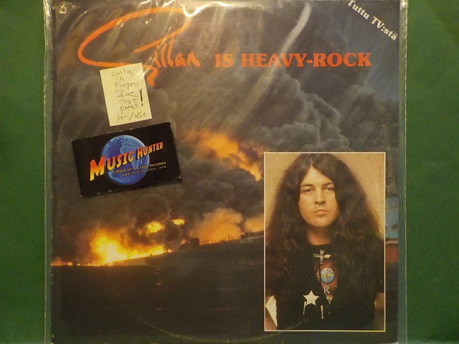 GILLAN - GILLAN IS HEAVY ROCK - FIN TEST PRESS M-/VG+ LP