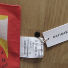 MARIMEKKO PIENET MANSIKKAVUORET HUIVI - pikkukuva 3
