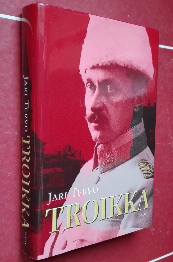 Jari Tervo: Troikka (hist. jännäri)