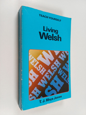 T.j Rhys Jones : Living welsh
