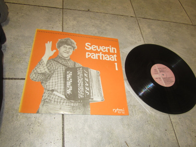 ESA PAKARINEN   Severin Parhaat 1 ;  LP 1972