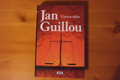 Jan Guillou: Uinuva uhka Sid.