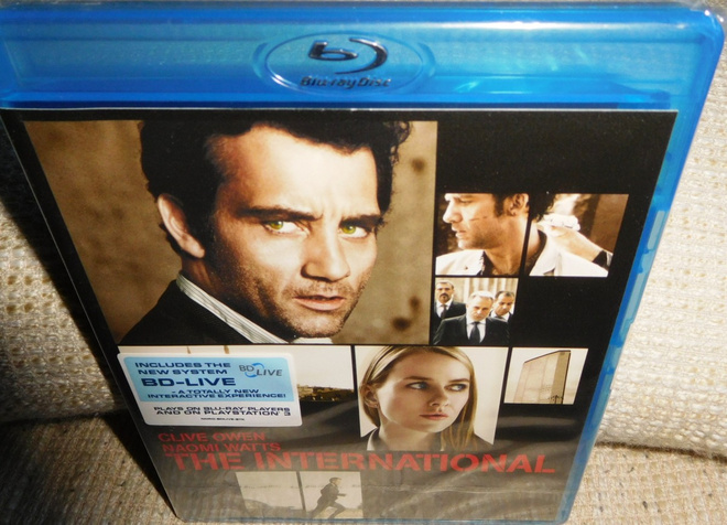 International (muoveissa) Blu-ray