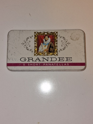 Vintage Grandee Panatellan rasia - SIS POSTIT