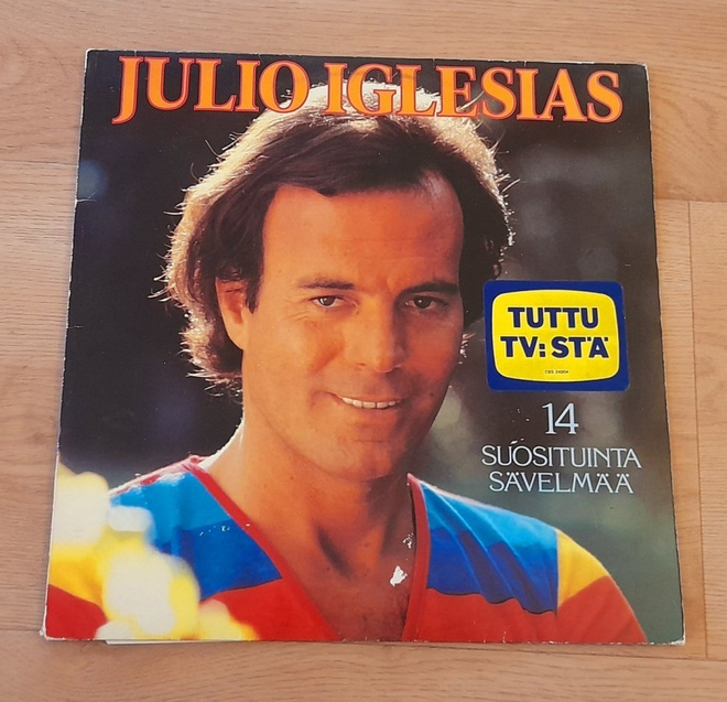 JULIO IGLESIAS 14 Suosituinta sävelmää CBS 24004 1981