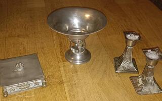 Vintage Tinaesineet Malja / Rasia Kannella / Kynt.jalat 2kpl