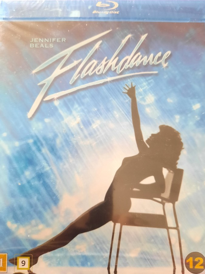 FLASHDANCE  BLU-RAY UUSI
