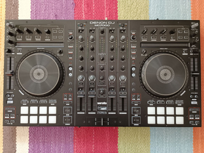 Denon DJ MC7000 -DJ-kontrolleri
